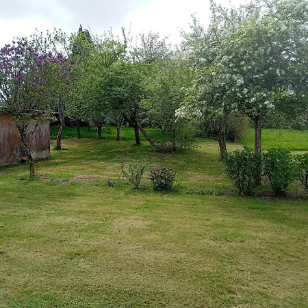 Petite Holiday home Magny-le-Desert